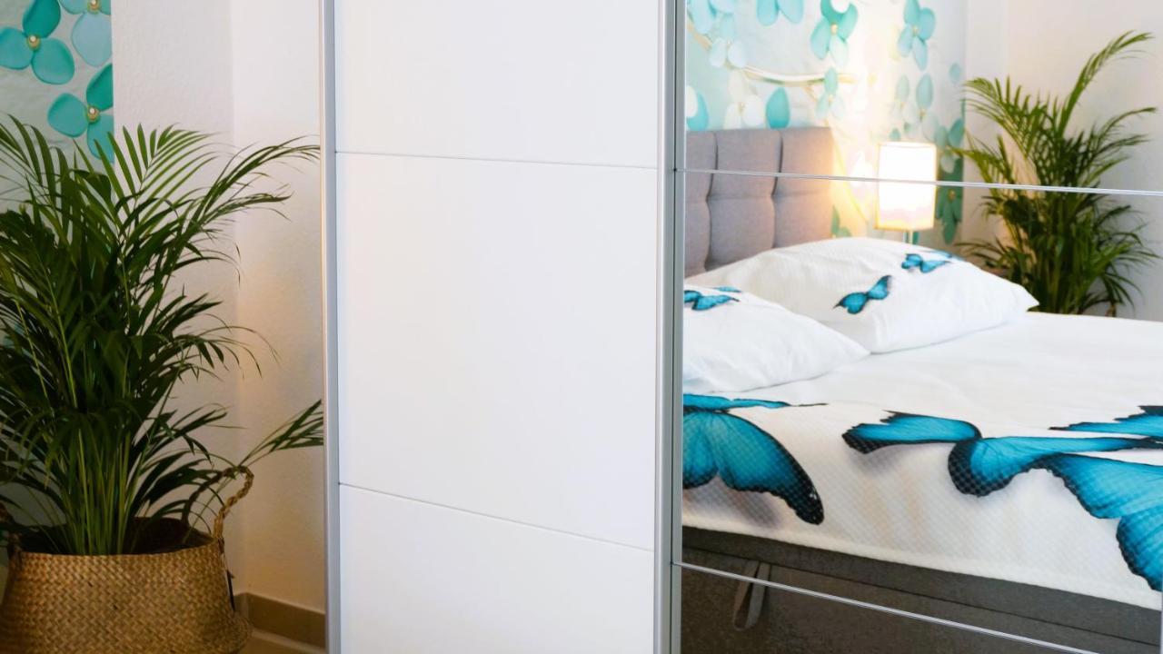 Mein Apartment Flowers Mit Kamin, Bis 10 Personen Frankenthal  Ngoại thất bức ảnh