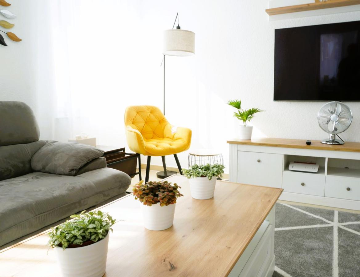 Mein Apartment Flowers Mit Kamin, Bis 10 Personen Frankenthal  Ngoại thất bức ảnh