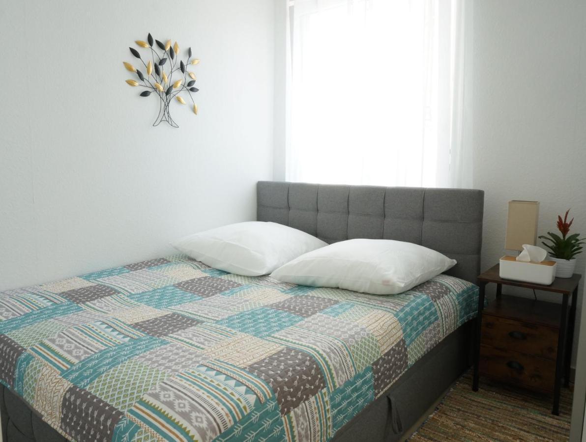 Mein Apartment Flowers Mit Kamin, Bis 10 Personen Frankenthal  Ngoại thất bức ảnh