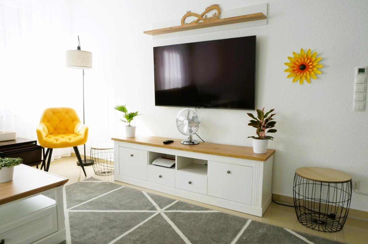Mein Apartment Flowers Mit Kamin, Bis 10 Personen Frankenthal  Ngoại thất bức ảnh